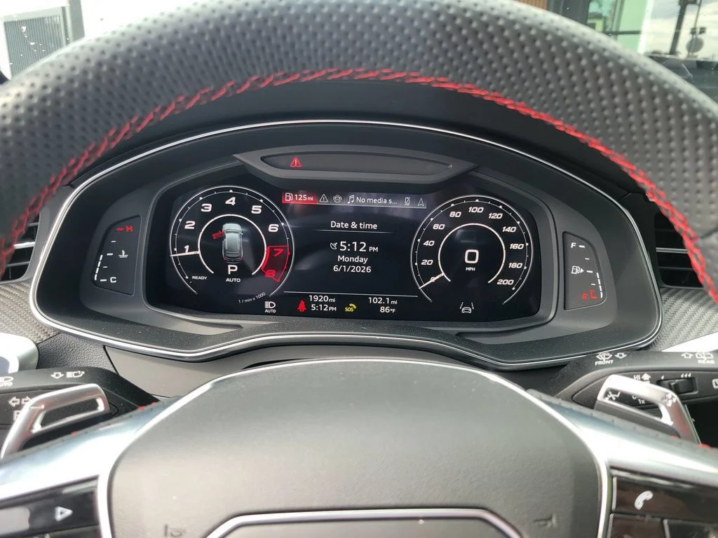 Used 2024 Daytona Gray Pearl Effect Audi 4.0T image 21