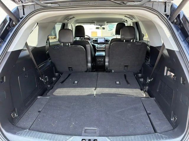 Used 2021 Blue Ford XLT image 10