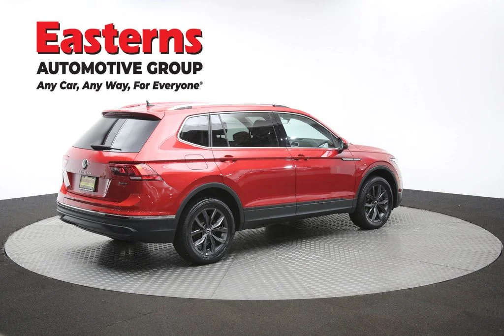 Used 2023 Red Volkswagen 2.0T SE image 39