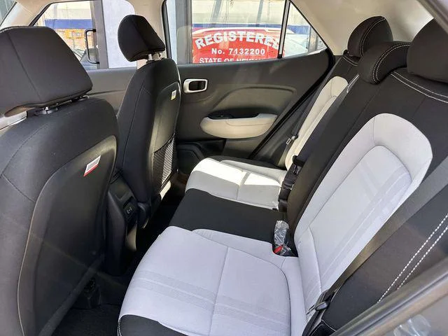 Used 2025 Ecotronic Gray Hyundai SEL image 16