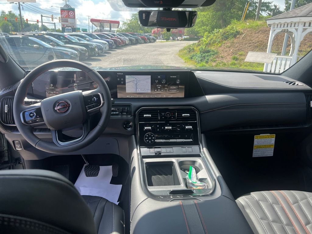 2025 Nissan Armada PRO-4X - Photo 13