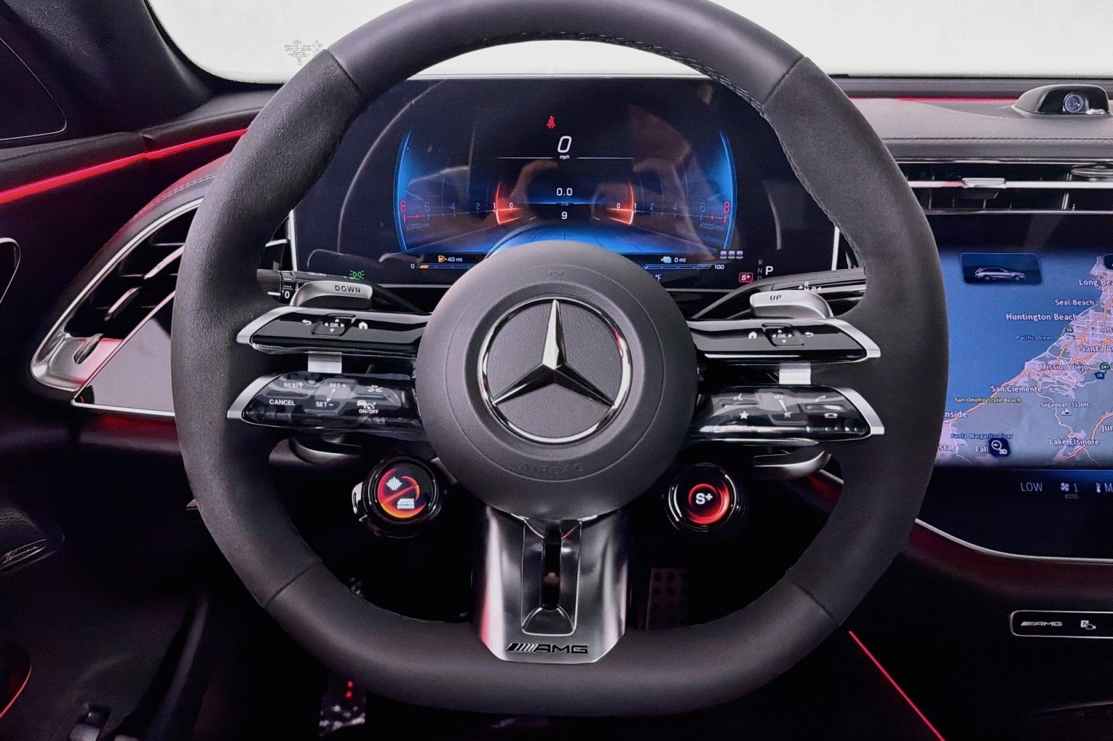 New 2027 MANUFAKTUR Alpine Grey Mercedes-Benz AMG® E 53 Hybrid Wagon image 17