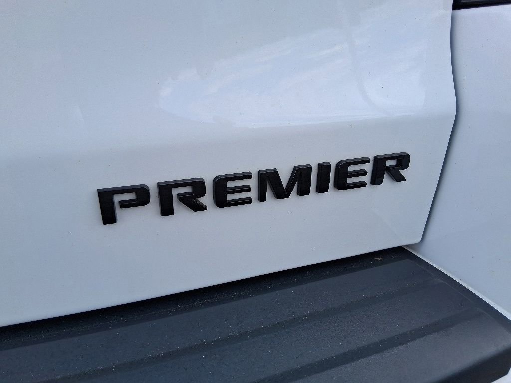 Used 2019 SUMMIT WHITE Chevrolet Premier image 29