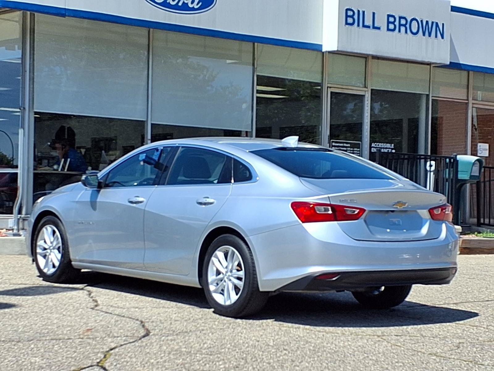 Used 2016 Silver Ice Metallic Chevrolet LT image 2