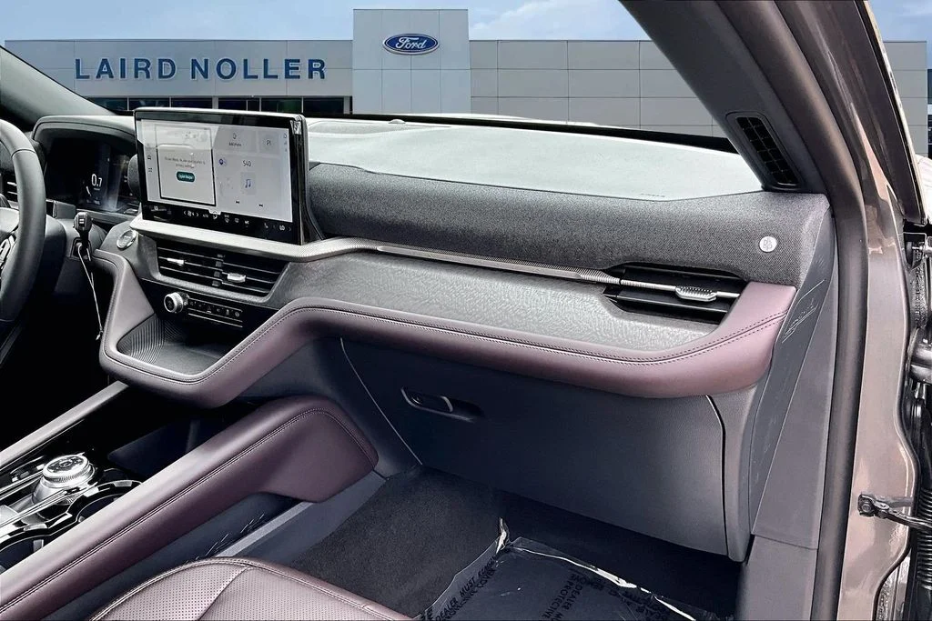New 2026 Gray Ford Platinum™ image 30
