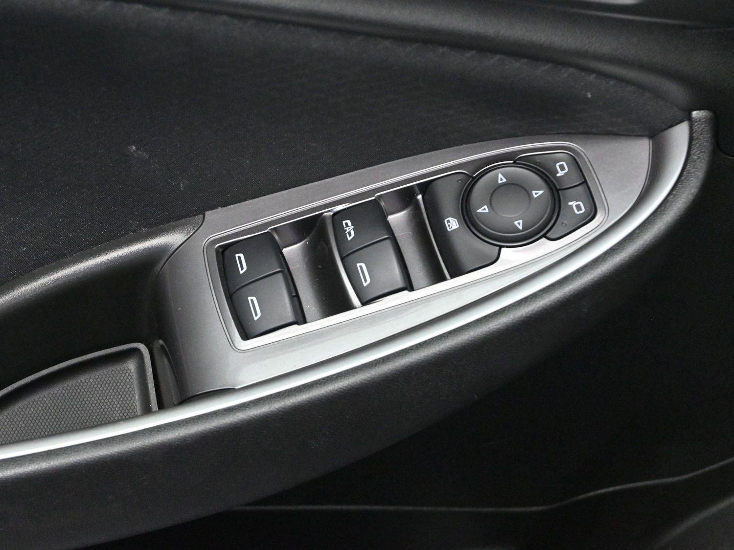 2023 Chevrolet Malibu 1LT - Photo 11