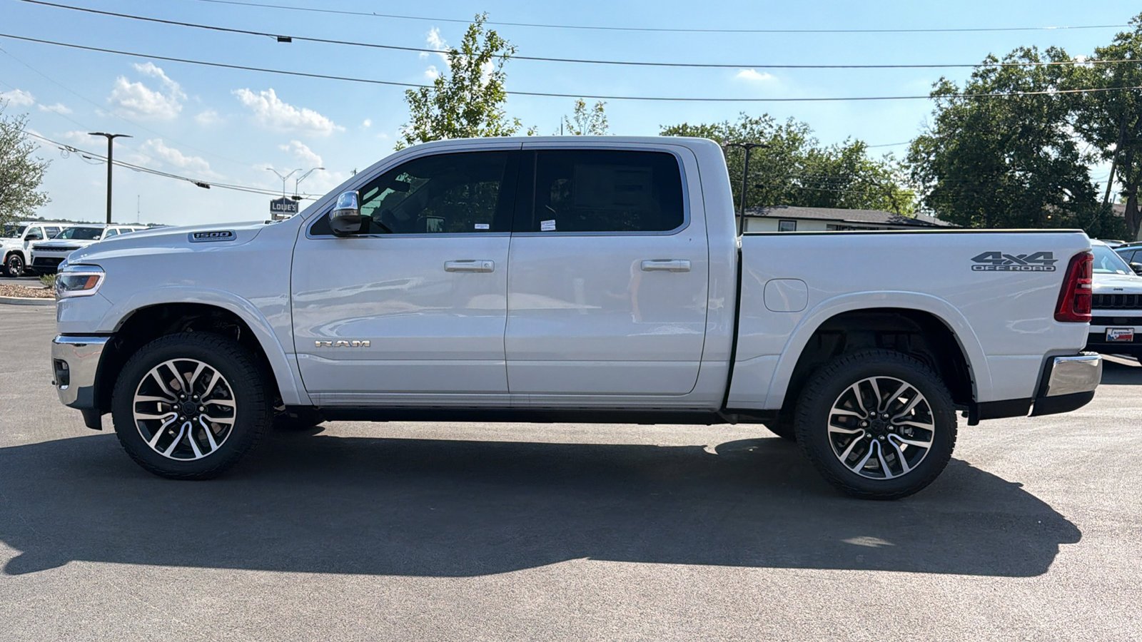 New 2026 Ivory White Tri-Coat Pearl-Coat Exterior Paint RAM Longhorn image 9