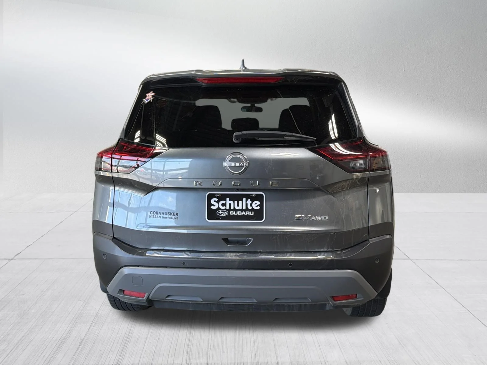 Used 2023 Gun Metallic Nissan SV image 6