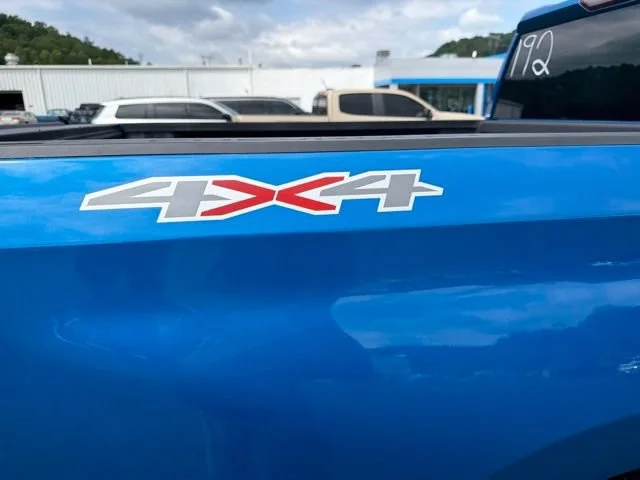 Used 2023 Glacier Blue Metallic Chevrolet Custom image 17