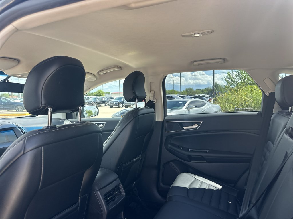 Used 2017 Magnetic Metallic Ford SEL image 26