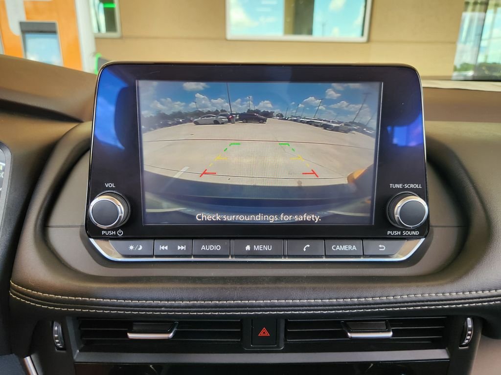 Used 2021 Gun Metallic Nissan S image 19