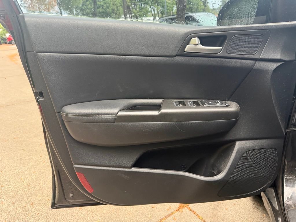 Used 2017 Black Cherry Kia EX image 9