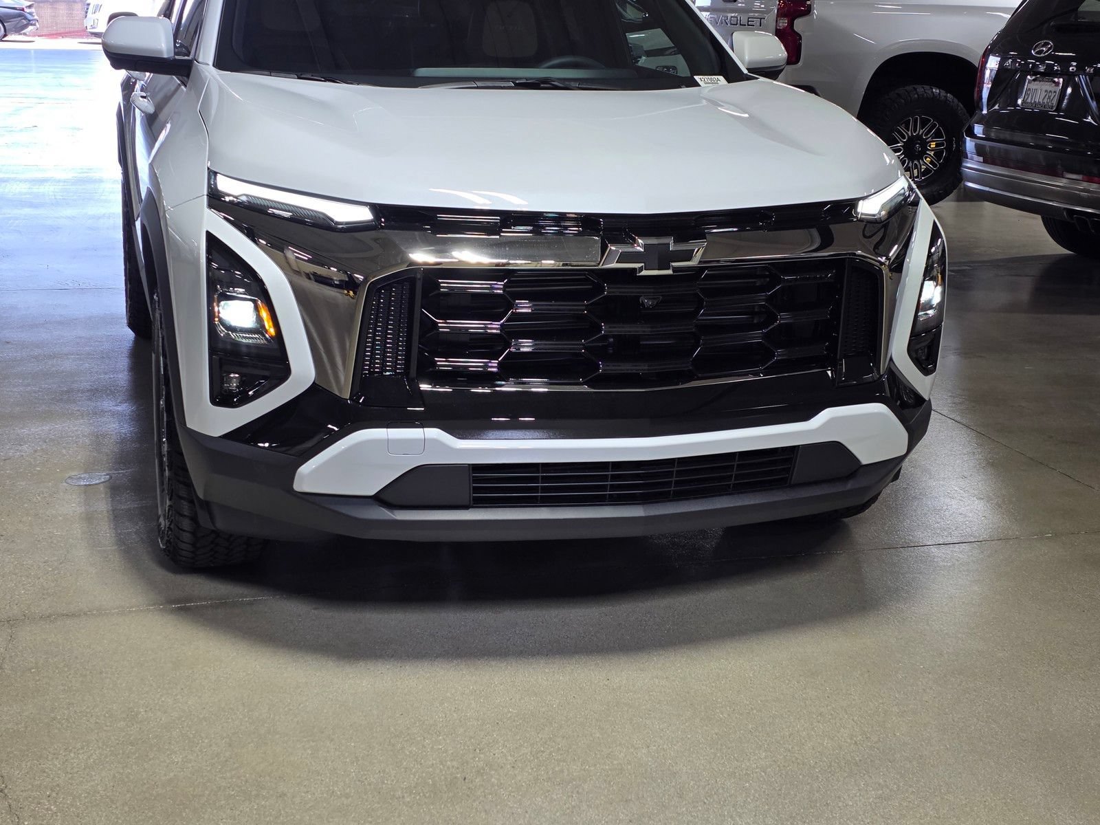 2027 Chevrolet Equinox ACTIV - Photo 9