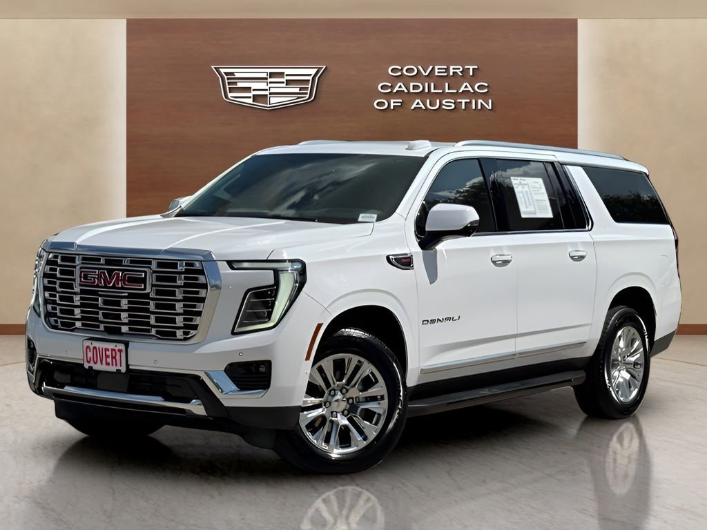 2025 GMC Yukon Denali AWD's photo