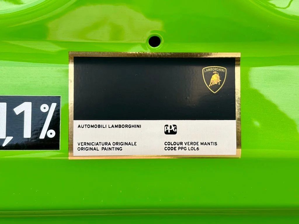 Used 2021 Verde Mantis Pearl Lamborghini  image 29