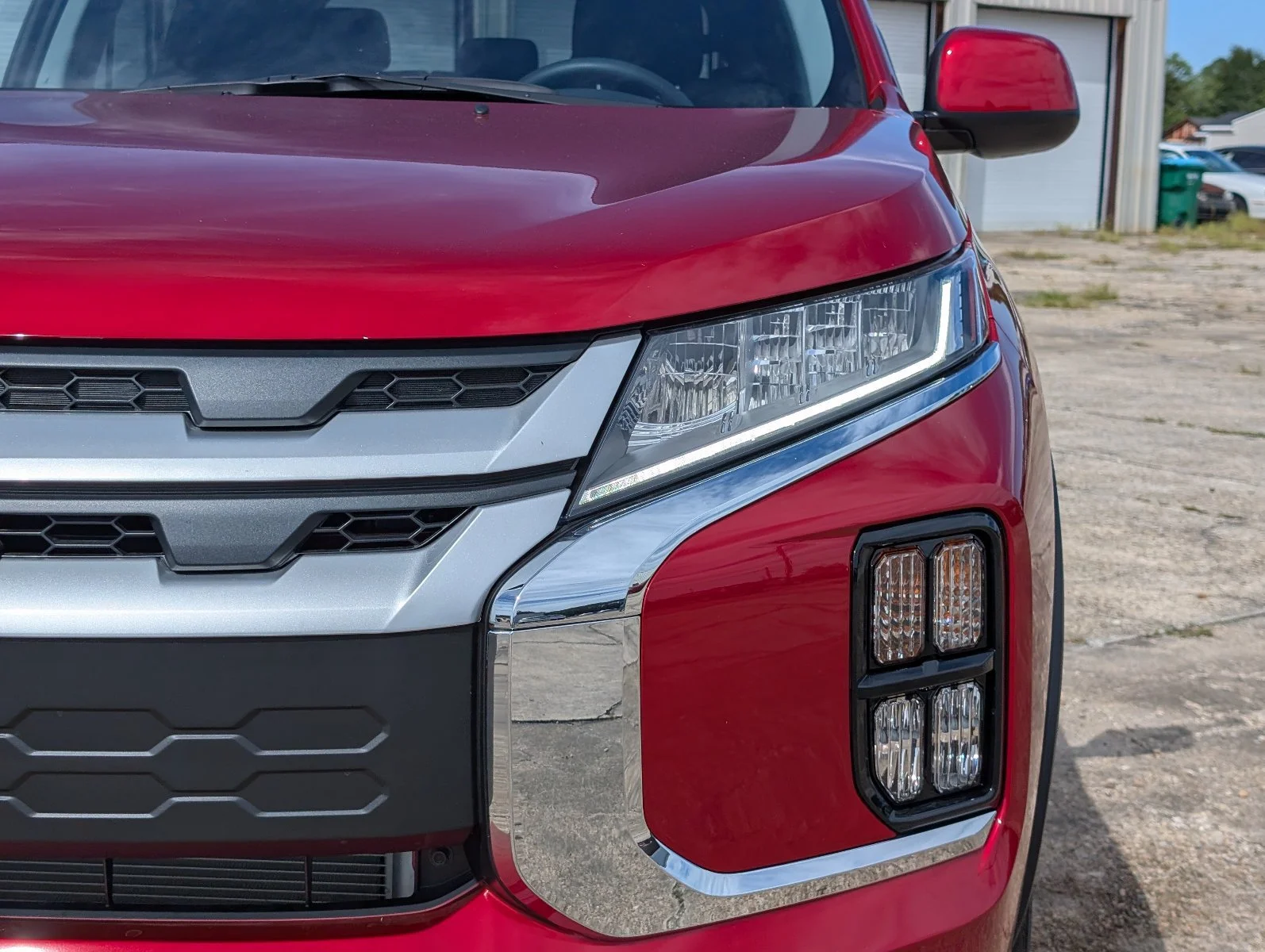 New 2027  Mitsubishi 2.0 ES image 12