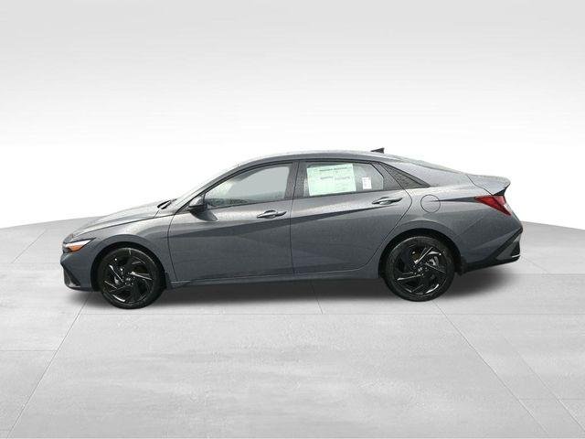 New 2026 Gray Hyundai SEL Sport image 5