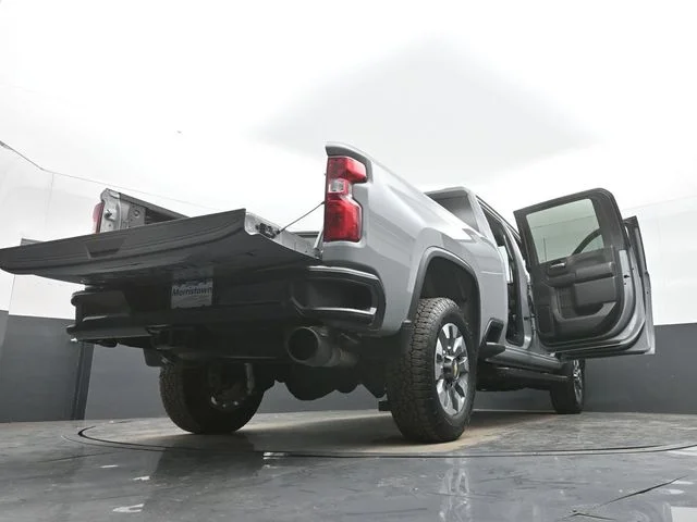 Used 2024 Gray Chevrolet Custom image 44