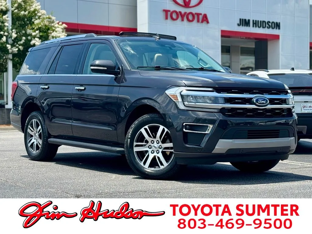 2024 Ford Expedition Limited's photo