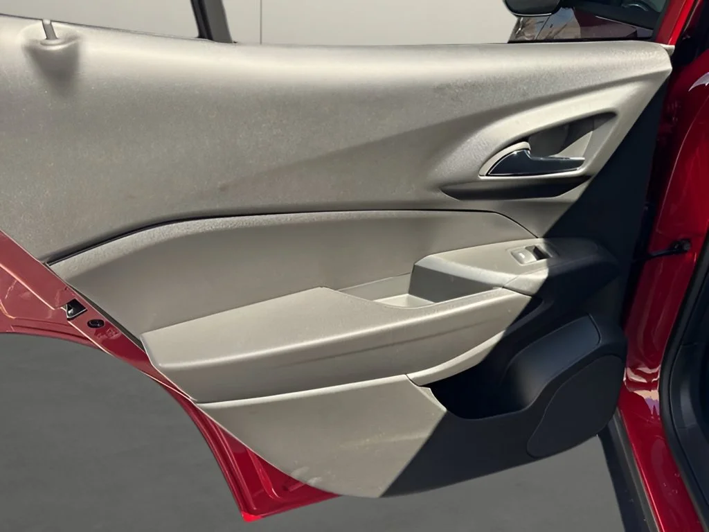 2026 Chevrolet Trax RS - Photo 17