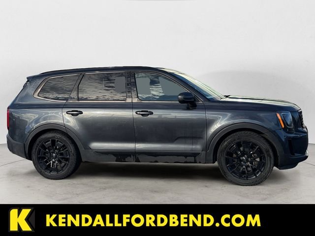 Used 2022 Gray Kia EX image 6