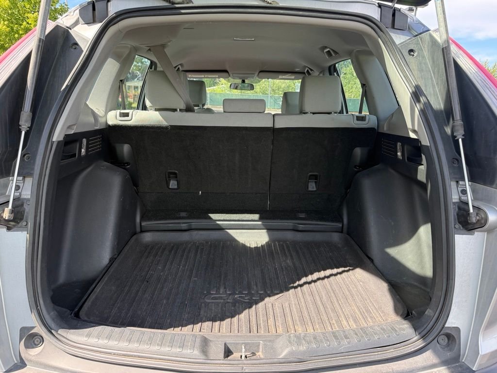 Used 2019 Lunar Silver Metallic Honda LX image 18