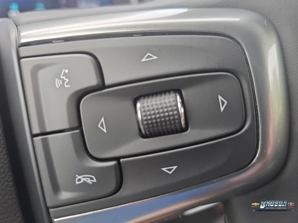 New 2026 Summit White Chevrolet LT image 14