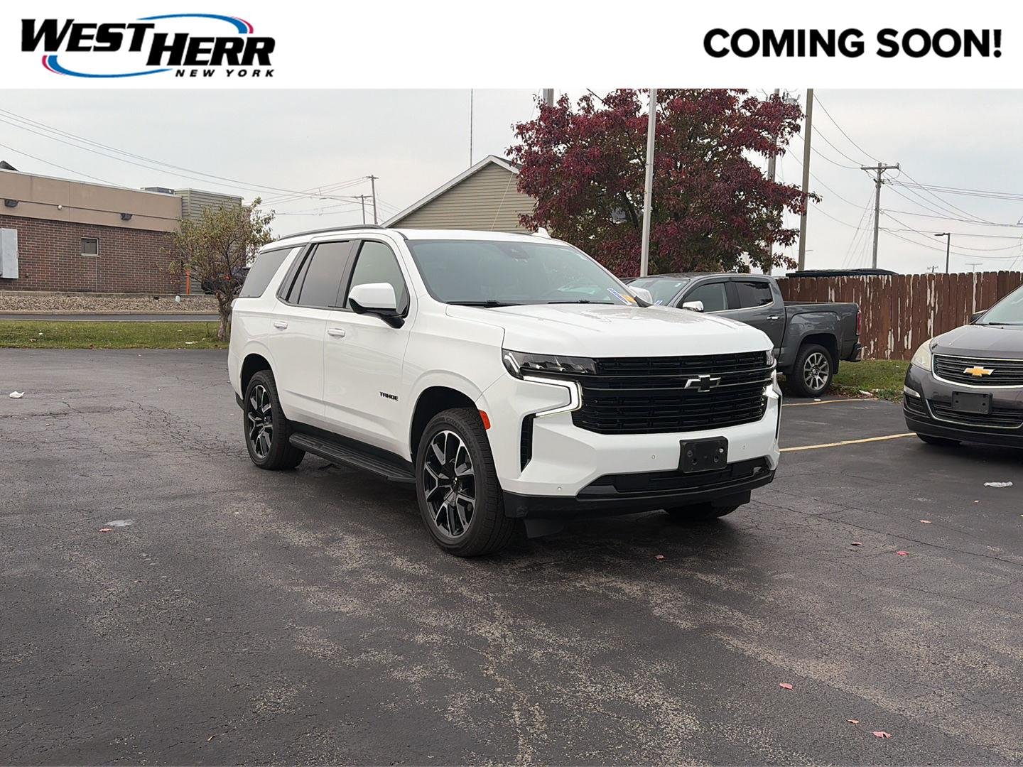 Used 2023 Wh Chevrolet  image 1