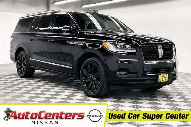2024 Lincoln Navigator L Reserve's photo