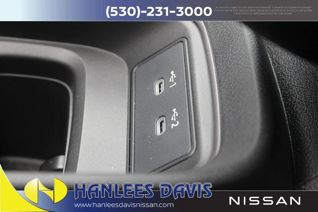 New 2026 White Nissan PLATINUM+ image 17