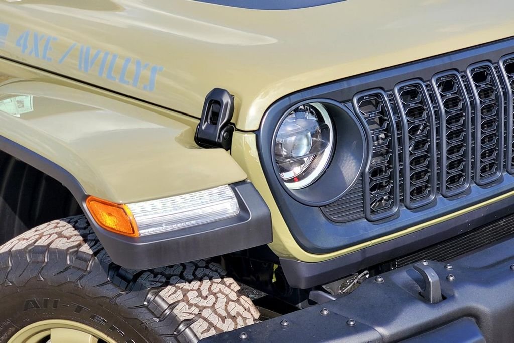 New 2025 41 Exterior Paint Jeep  image 2