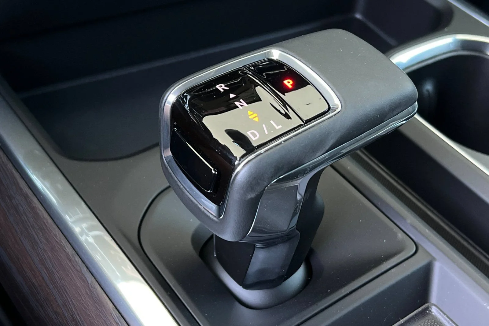 2026 GMC Sierra 1500 SLT - Photo 19