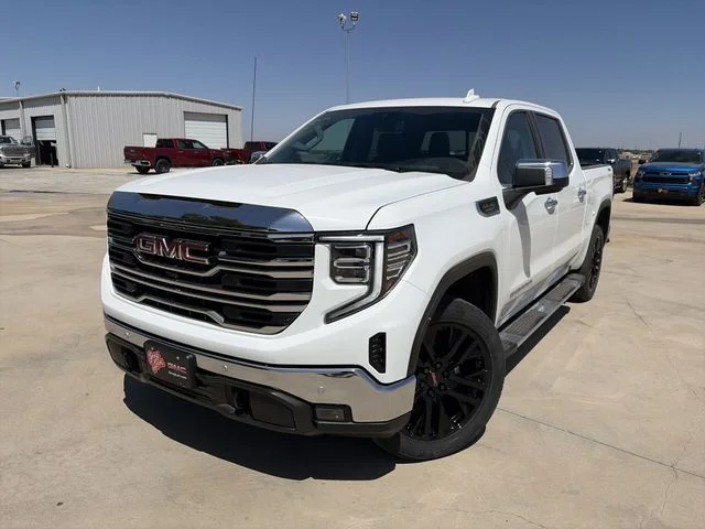 New 2026 White GMC SLT image 2