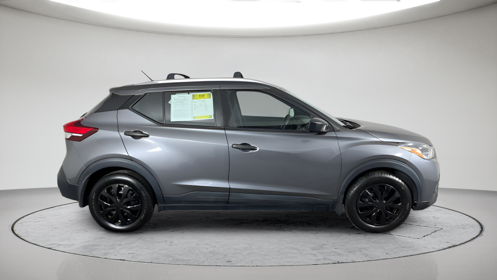 Used 2018 Nissan Kicks S with VIN 3N1CP5CU8JL512343 for sale in Longview, WA