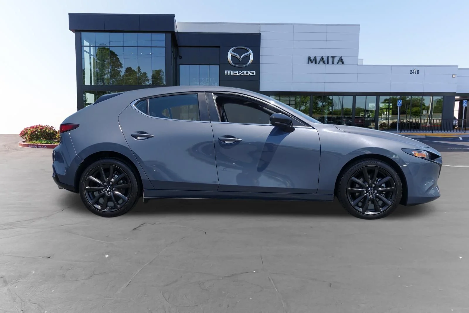 Certified Used 2024 Polymetal Gray Metallic Mazda 2.5 S Carbon Edition image 2