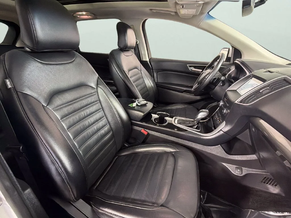 Used 2017 White Ford SEL image 35