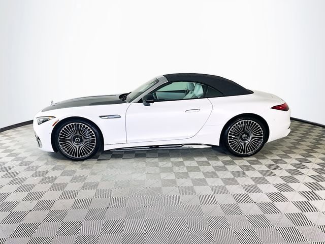 New 2026 MANUFAKTUR moonlight white magno (White Ambiance) Mercedes-Benz Maybach SL 680 image 33