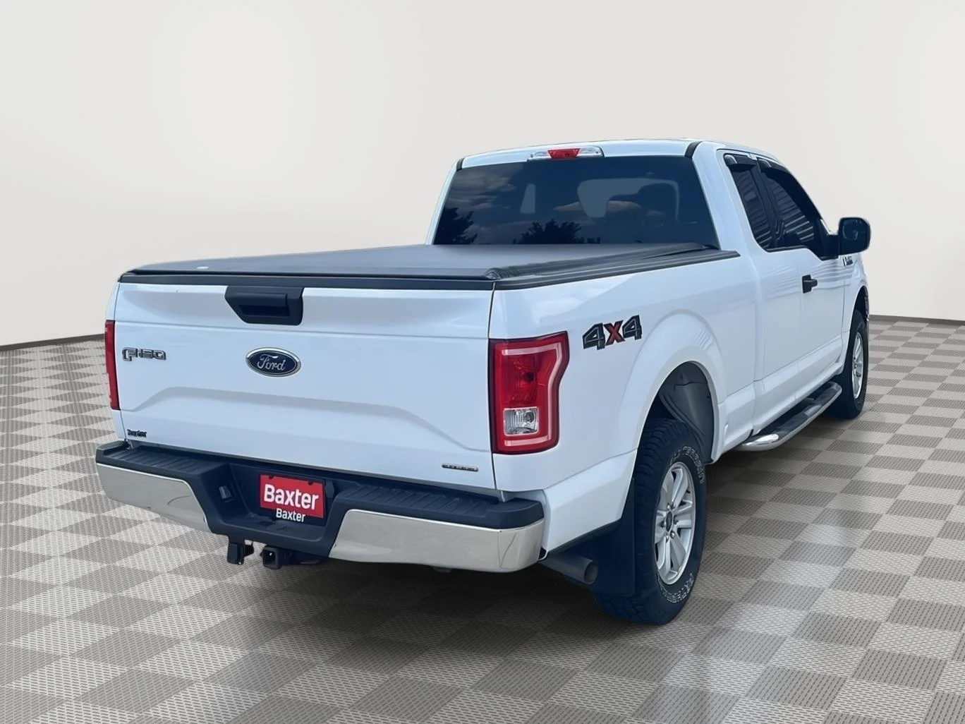 Used 2015 Oxford White Ford XLT image 3