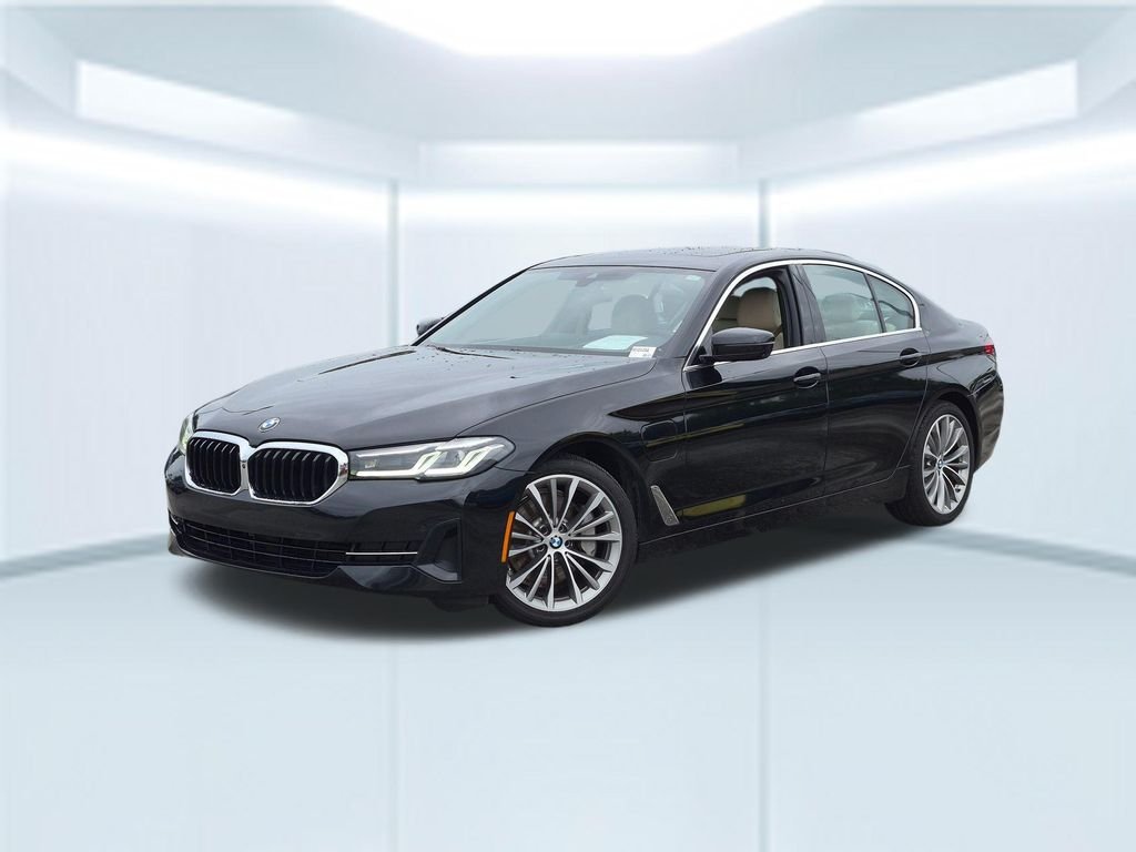 Used 2021 Black BMW 530e iPerformance image 1