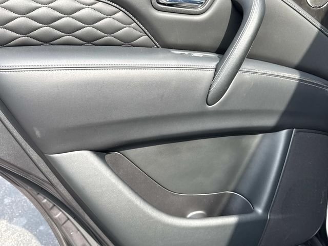 Used 2024 Anthracite Gray INFINITI Sensory image 11
