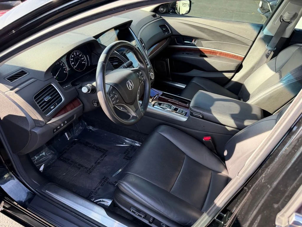 Used 2016 Crystal Black Pearl Acura Base image 11