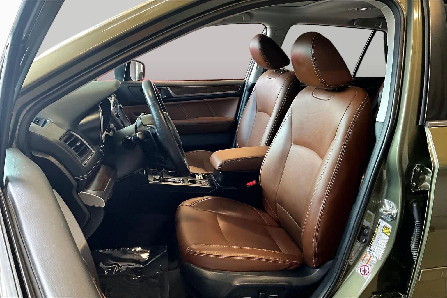 Used 2018 Wilderness Green Metallic Subaru Touring image 8