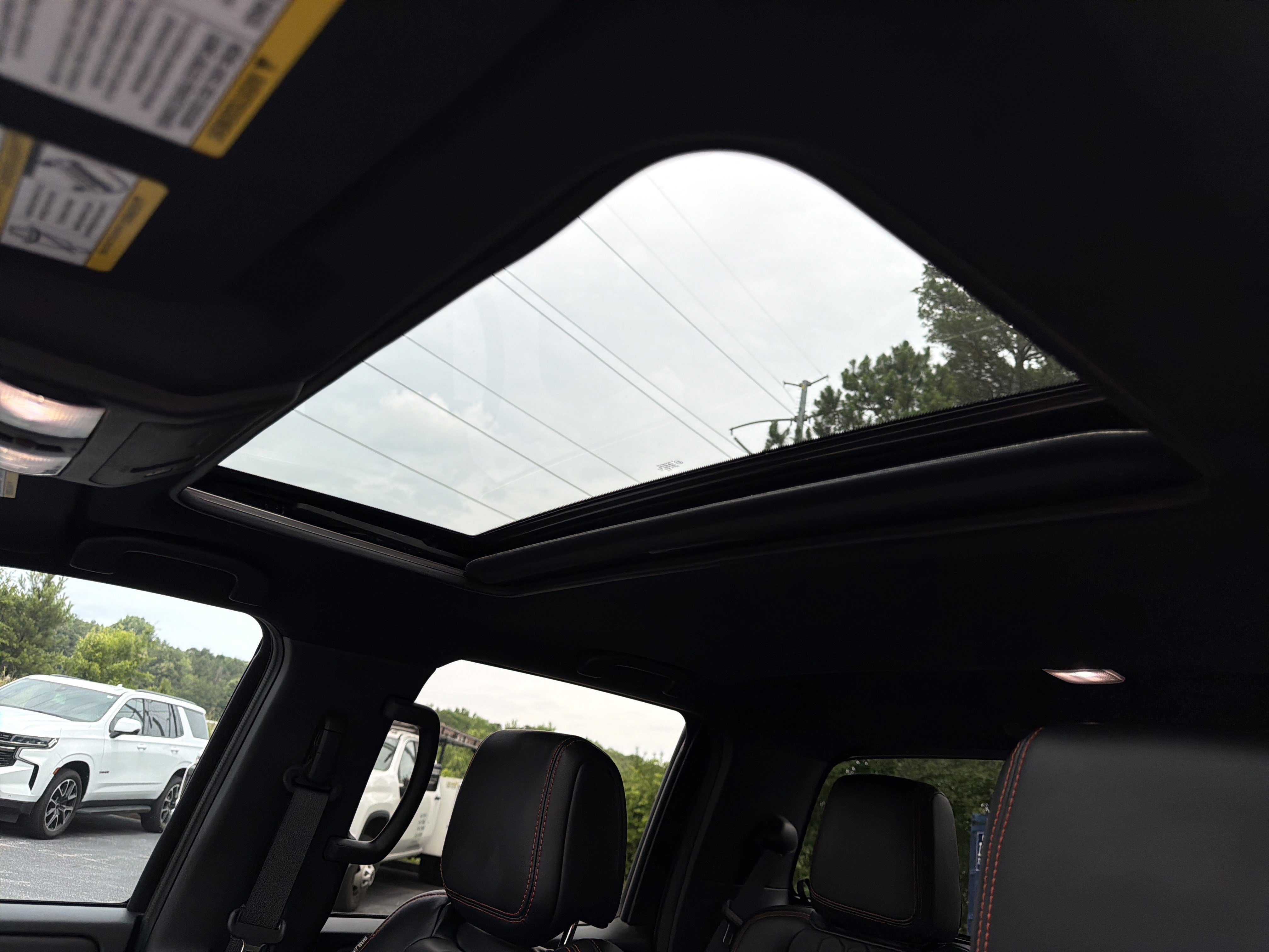 Used 2023 Red Alert Nissan PRO-4X image 30