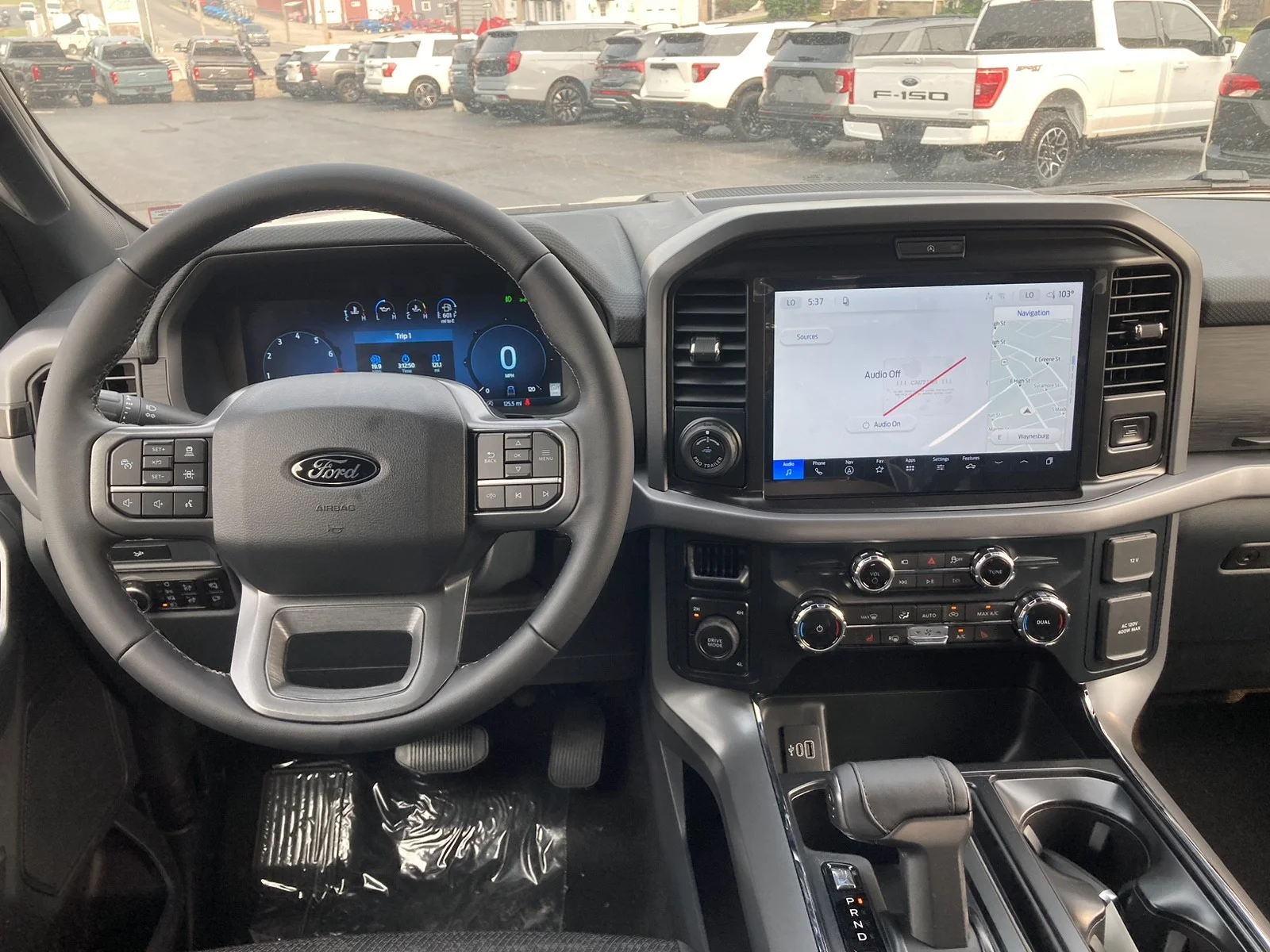 New 2026 Oxford White Ford XLT image 10