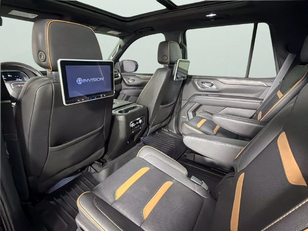 Used 2023 ONYX BLACK GMC AT4 image 30