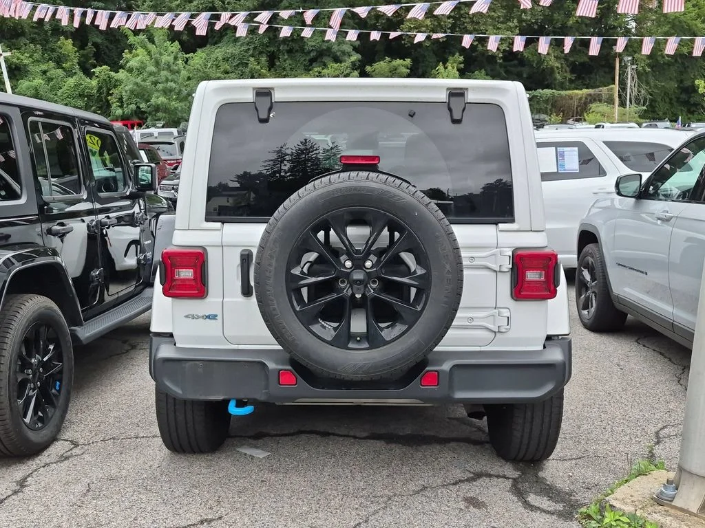 Used 2024 White Jeep Sahara 4xe image 4