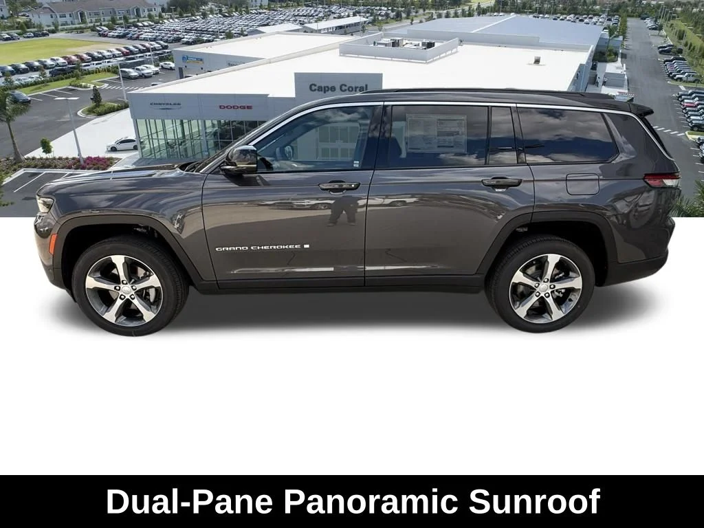 New 2026 Baltic Gray Metallic Clear-Coat Exterior Paint Jeep Limited image 8