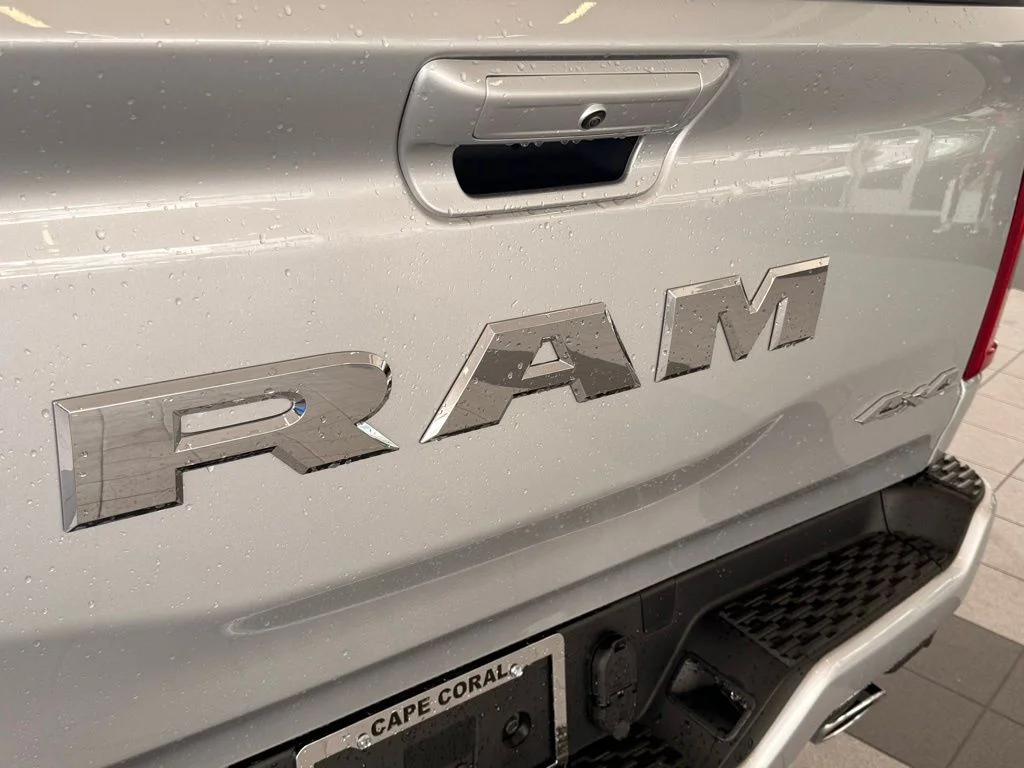 New 2026 Silver Zynith Exterior Paint RAM Limited image 39
