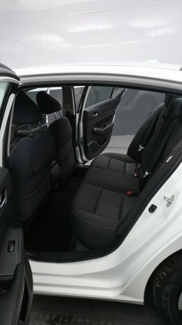 Used 2020 White Nissan 2.5 S image 12