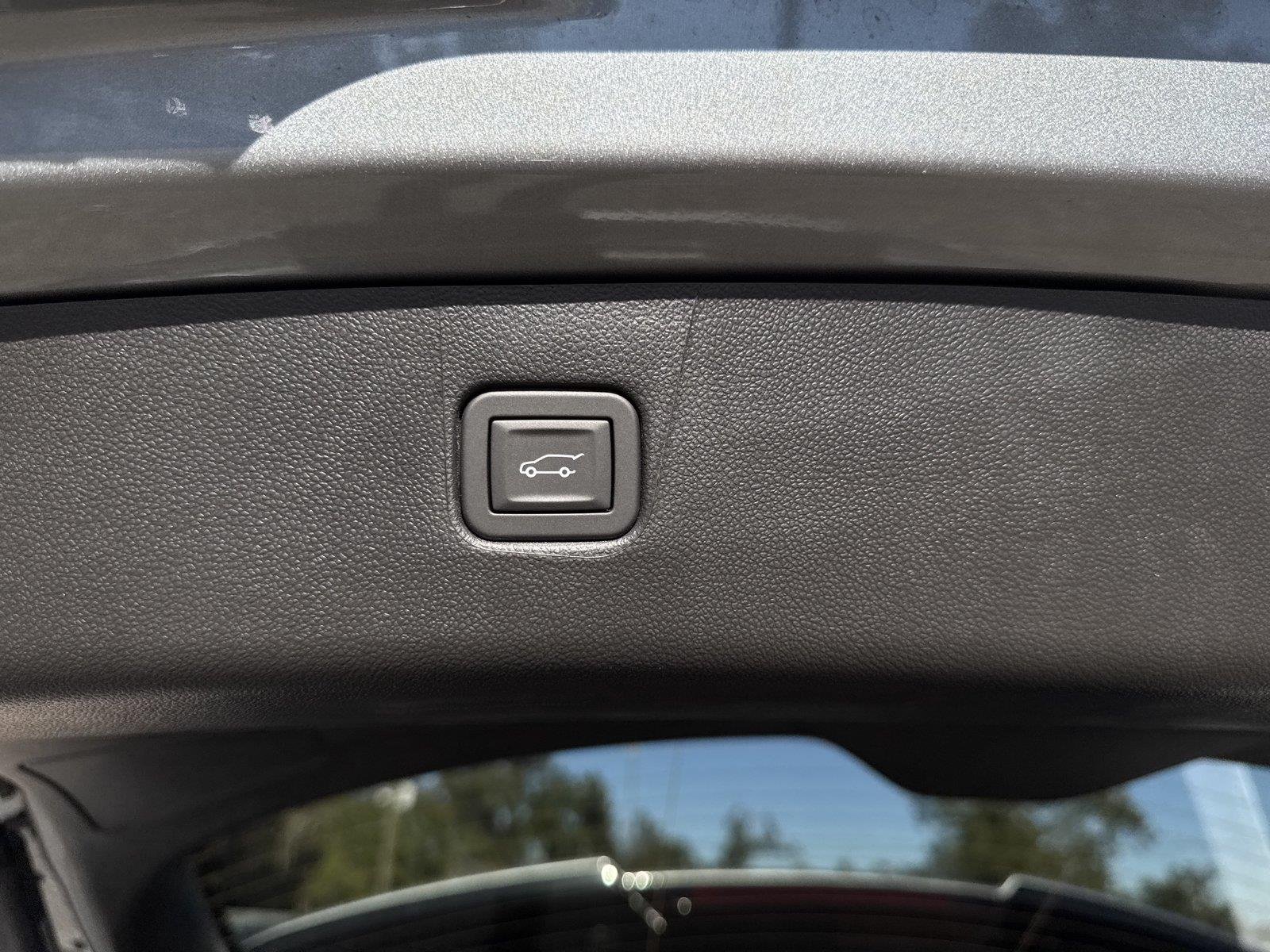 New 2026 Sterling Gray Metallic Chevrolet 2LT image 34